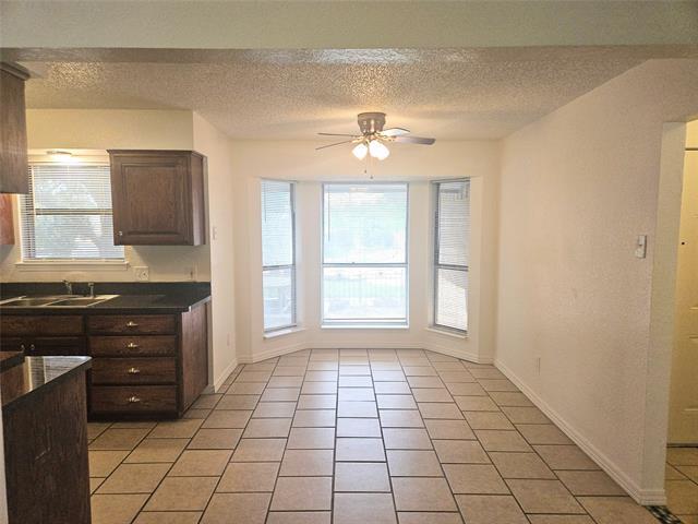 Building Photo - 731 Bristol Dr