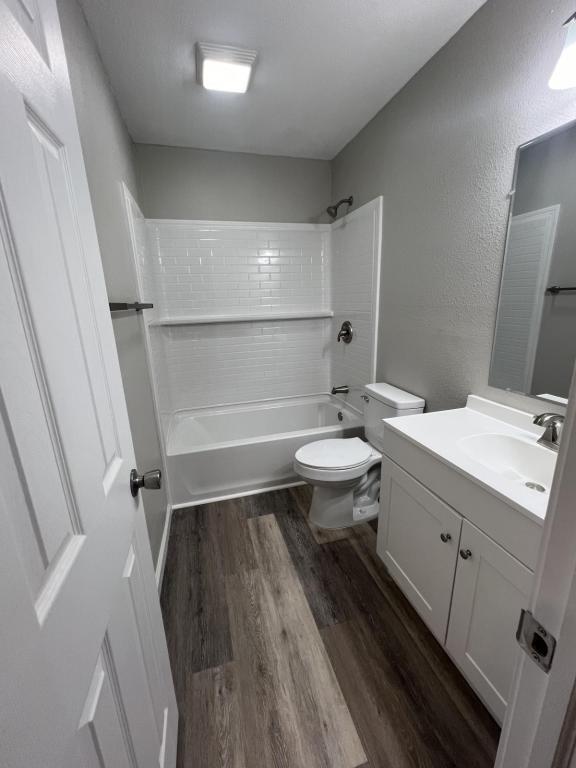 Building Photo - 2227 N Atlanta Pl