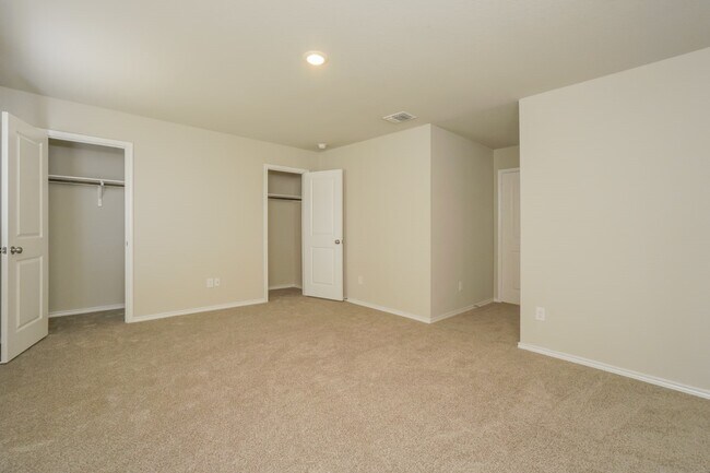 Building Photo - 5410 Verdugos Pl