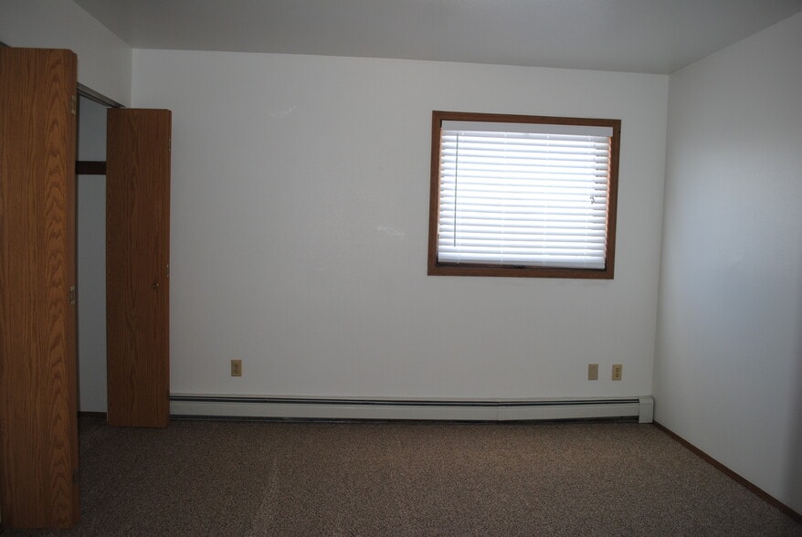 Building Photo - 2815 Wilson St