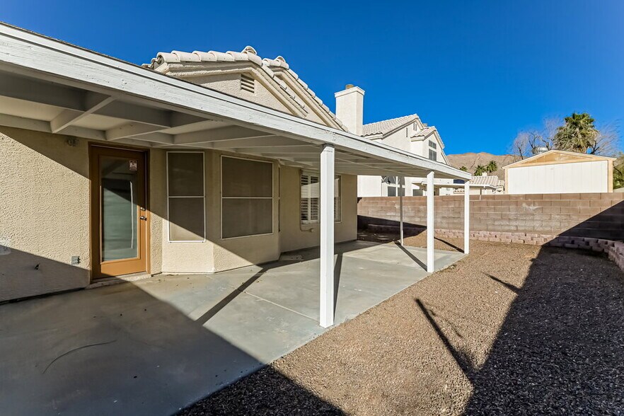 Building Photo - 6125 Wild Berry Dr