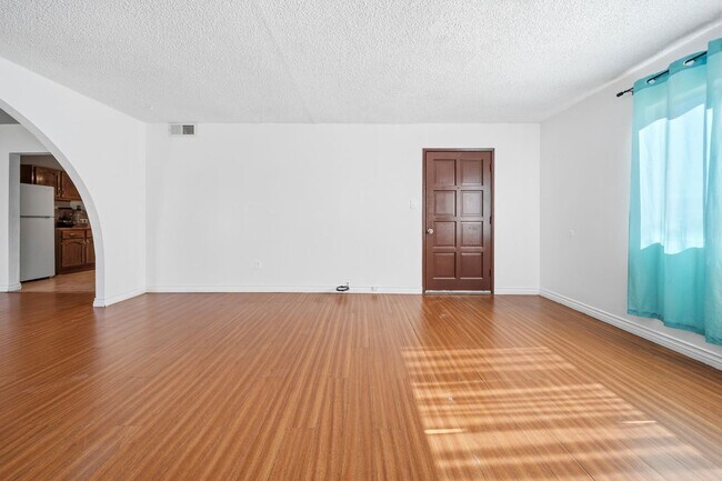 Building Photo - HOUSE FOR RENT IN EL CENTRO