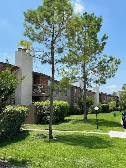 Building Photo - 9101 Country Creek St