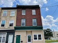 Building Photo - 132 N King St
