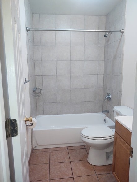 Hallway bathroom - 247 Hereford Cir