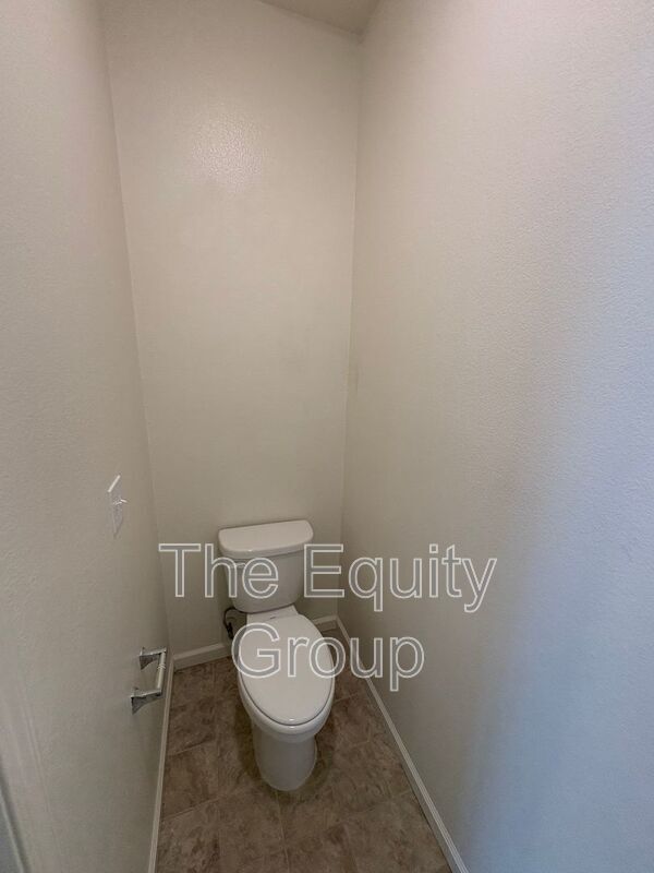 Building Photo - 2240 S Lebec St