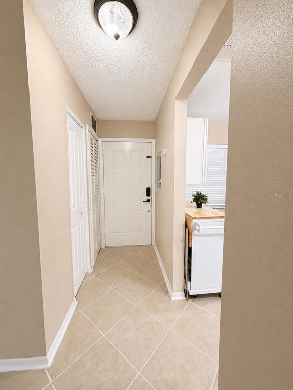 Building Photo - 1435 Millstream Ln