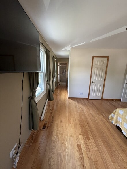 Master bedroom - 361 Chicory Ln