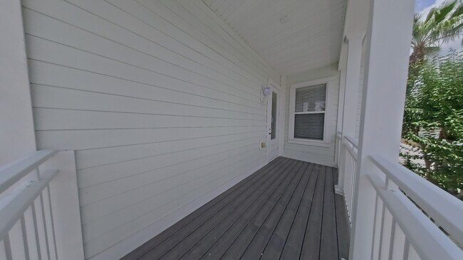 Building Photo - Home with water views in Patriots Landing