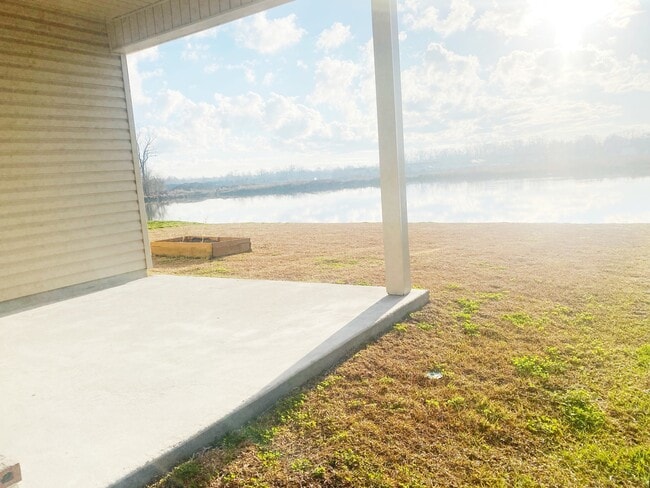 Building Photo - 1219 Foxtail Dr