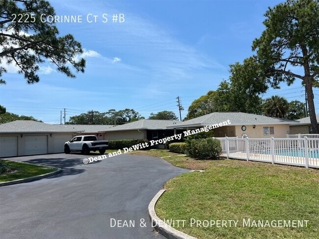 Building Photo - 2225 Corinne Ct S