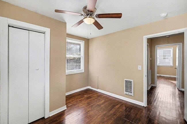 Building Photo - Adorable 2 Bedroom 1 Bath Home in Sylvan Heights!