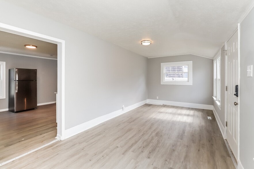 Building Photo - 3632 Jaynes St