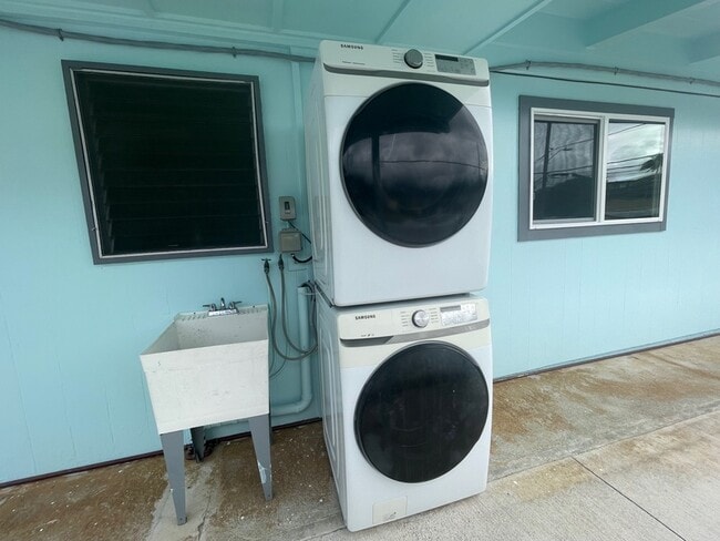 Building Photo - 45-537 Kiani Street - 1