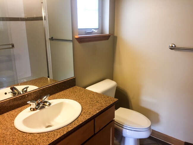 Building Photo - 6533 35th Ave NE