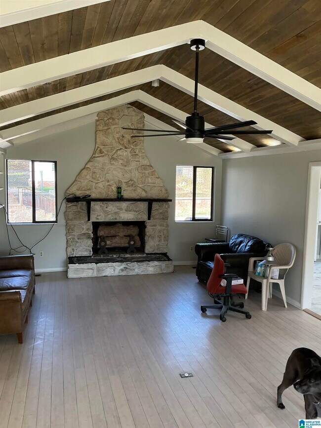 Building Photo - 4866 Overton Rd