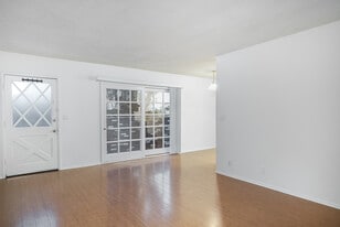 Building Photo - 11511 Ohio Ave