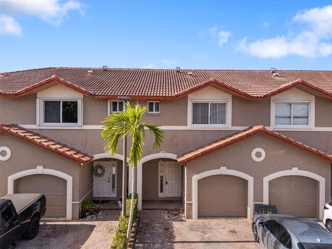 Building Photo - 3134 Coral Ridge Dr