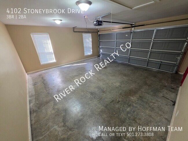 Building Photo - 4102 Stoneybrook Dr