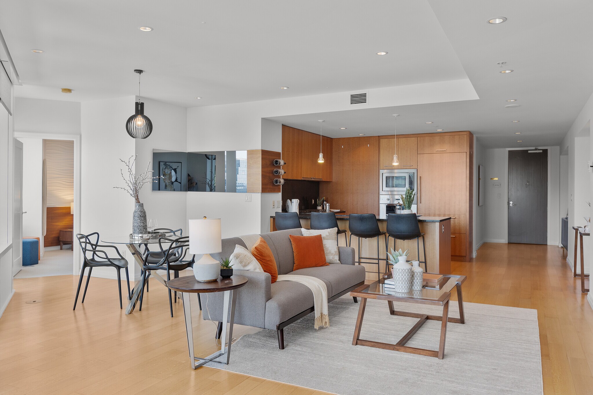 Building Photo - 10700 NE 4th St