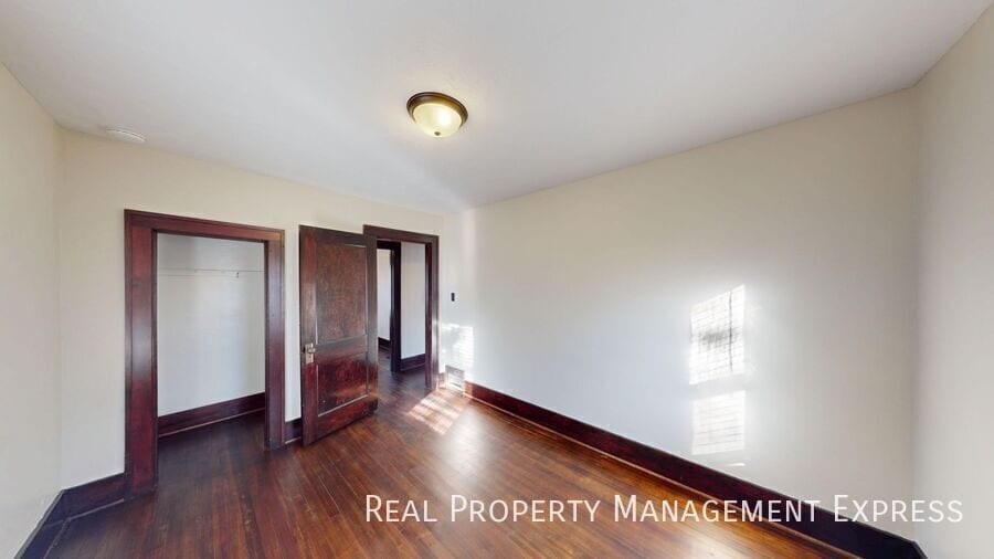 Building Photo - 3 Bedroom 1 Bathroom Home For Rent In Sioux Falls