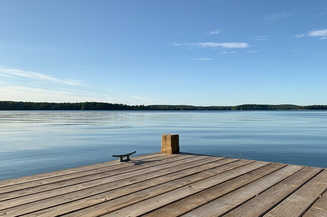 Building Photo - 44 Eagles Ln