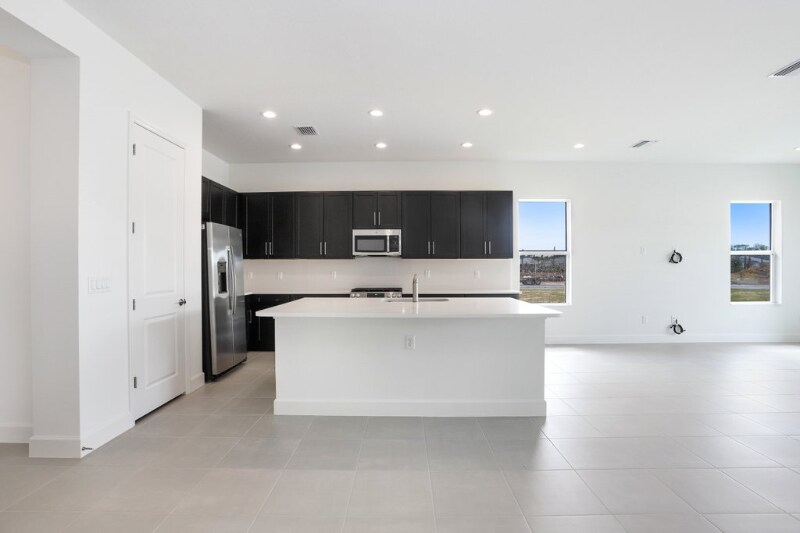 Building Photo - 30000 Neroli St