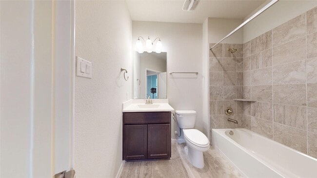 Building Photo - 1406 Veranda Mist