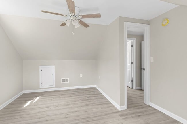 Building Photo - Newly Remodeled 3-Bedroom Home in Town of Blackstone!