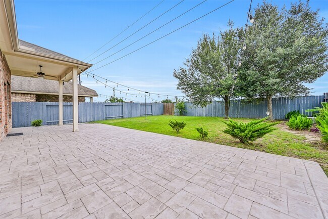 Building Photo - 4511 Apple Point Ln