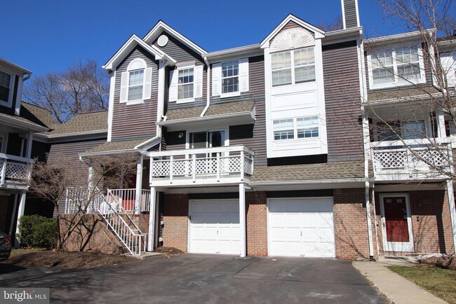 Primary Photo - 9 Halstead Pl