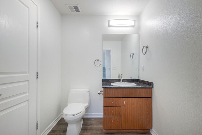 Building Photo - San Diego- Downtown- La Vita – Little Italy Condo- Split Level Style Move-In Special