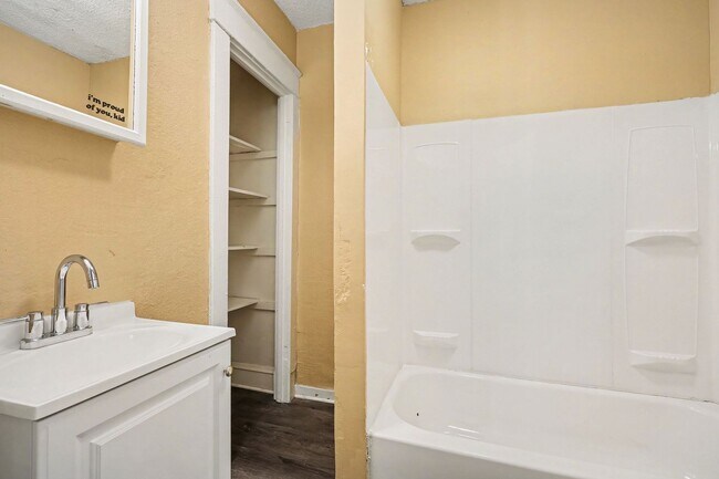 Building Photo - 3641 Indiana Ave