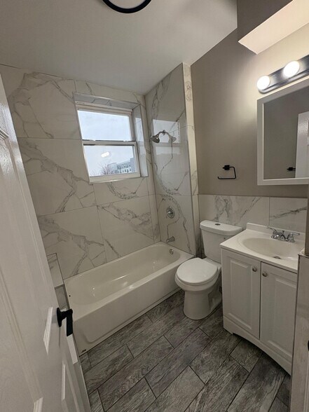 Building Photo - 38 Winans St