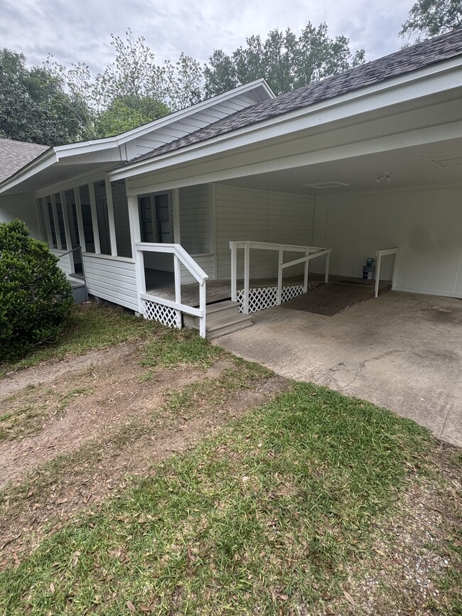 Building Photo - 5795 FM 1122