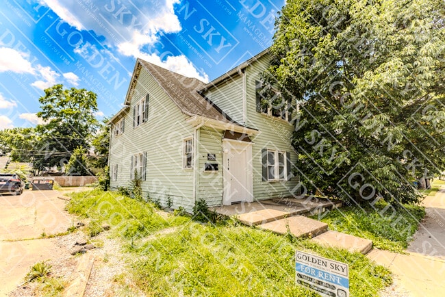 Building Photo - 611 W Jackson St