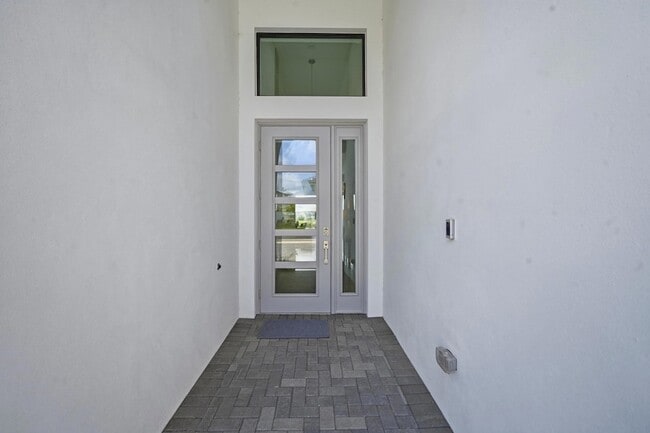Building Photo - 13128 Feathering Wy