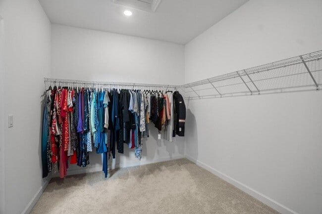 Building Photo - 1120 Haywagon Trl