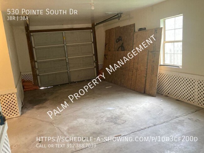 Building Photo - 530 Pointe S Dr