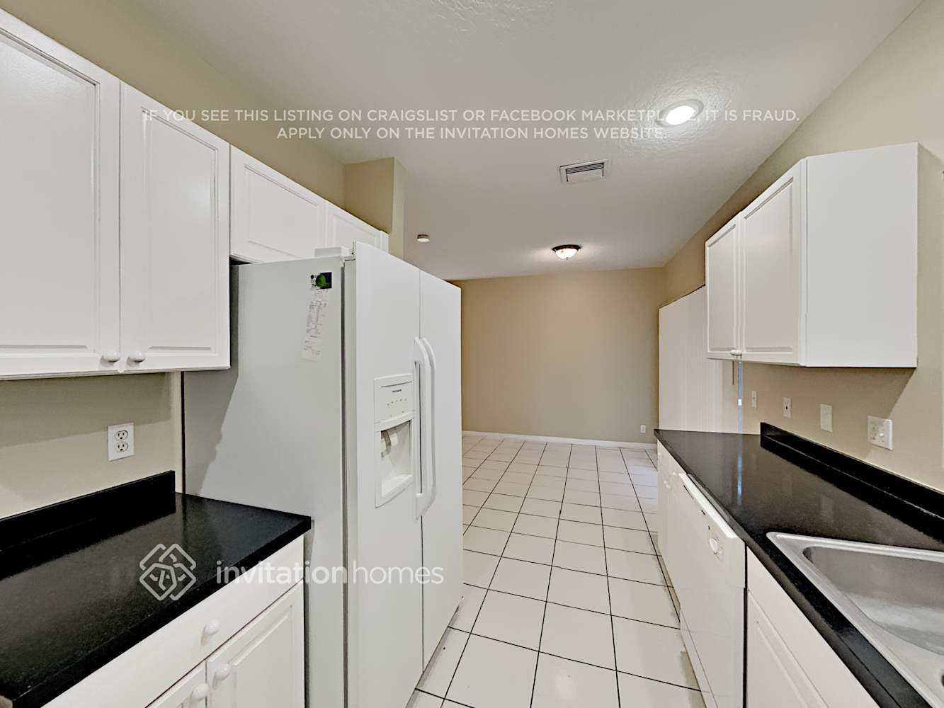 Building Photo - 3811 Jasmine Ln