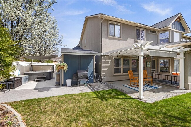 Building Photo - 2279 S Bear Claw Way