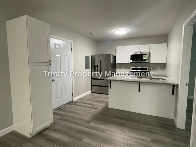 Building Photo - 772 Limestone Run Rd