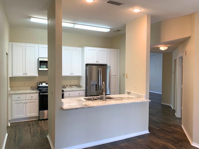 Building Photo - 19207 Harbour Vista Cir