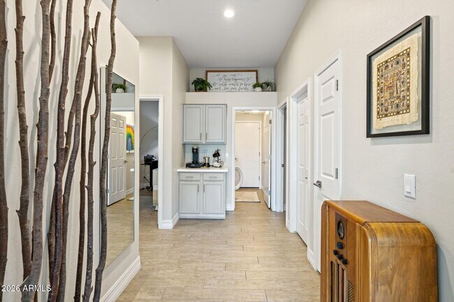 Building Photo - 10531 E Bahia Dr