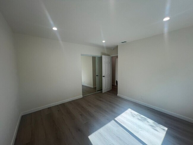 Building Photo - 7317-7321 Garden Grove Avenue