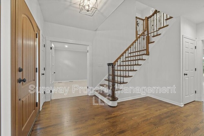 Building Photo - 1 Sweet Gum Ct