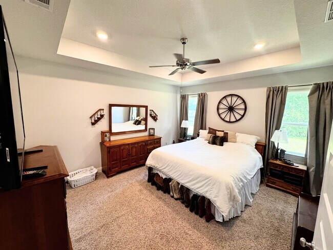 Building Photo - 7867 White Ash Ct