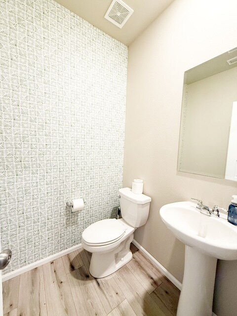 Building Photo - 975 Thrush Ct SE