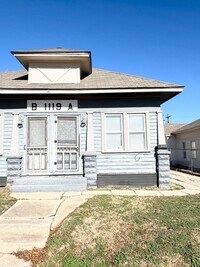 Building Photo - 1119 NW 9th St