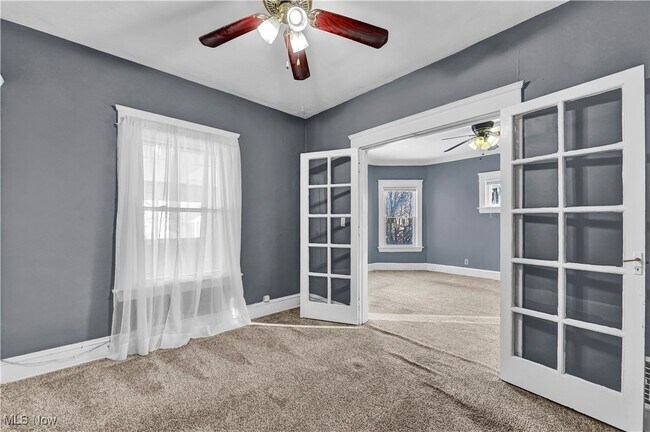 Building Photo - 1290 Hall Ave